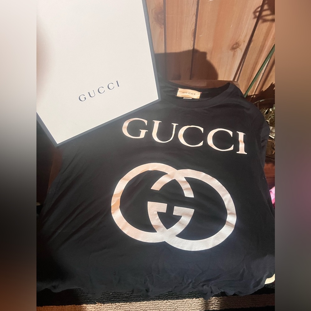 Oversize T-shirt with interlocking G (ONE OWNER)